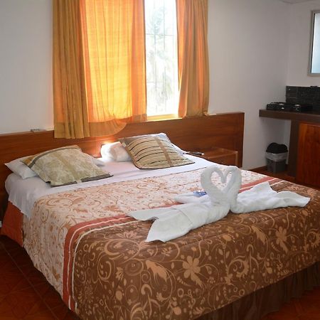 Hostal Muyuyo Puerto Ayora  Bagian luar foto