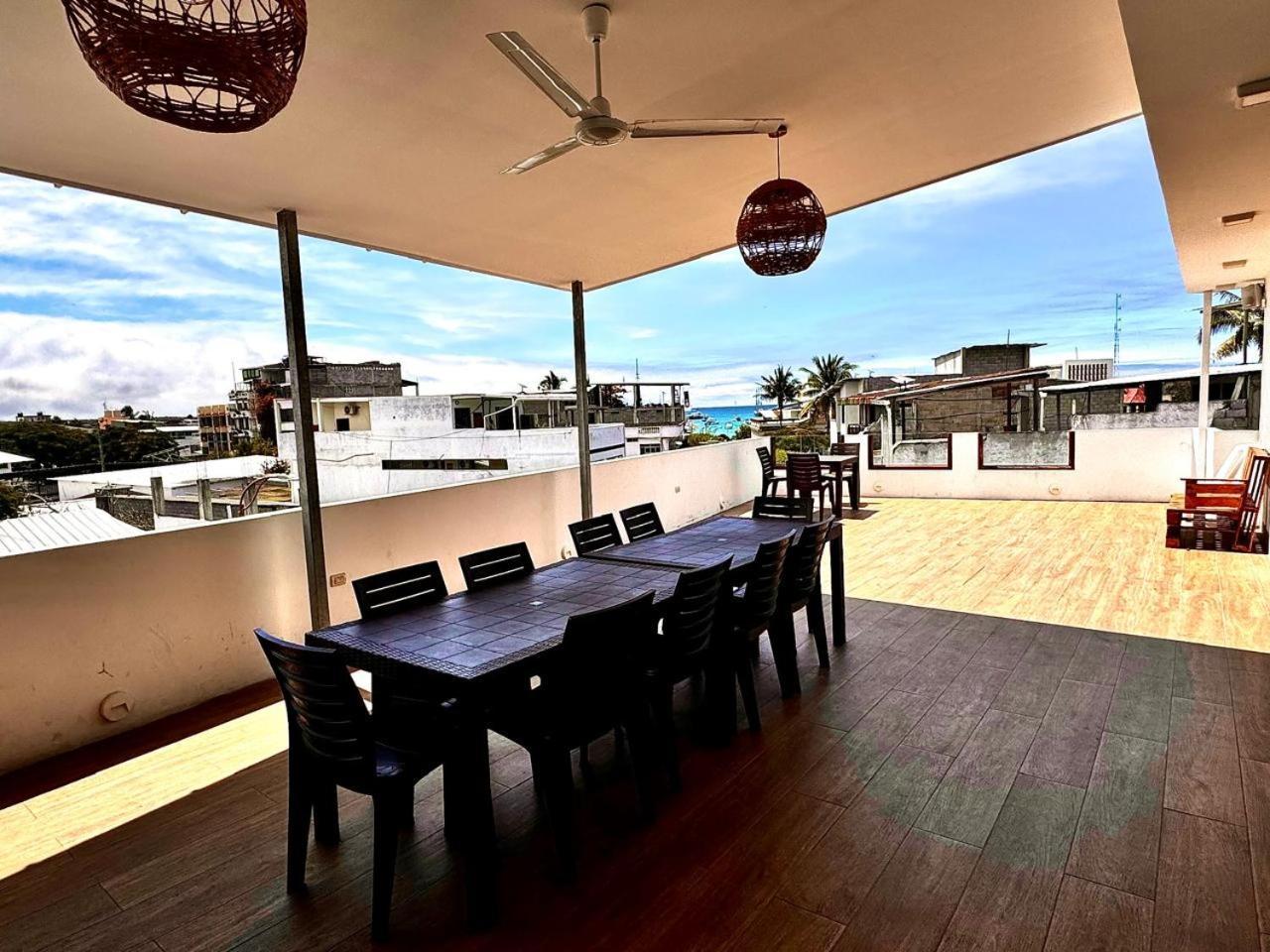 Hostal Muyuyo Puerto Ayora  Bagian luar foto