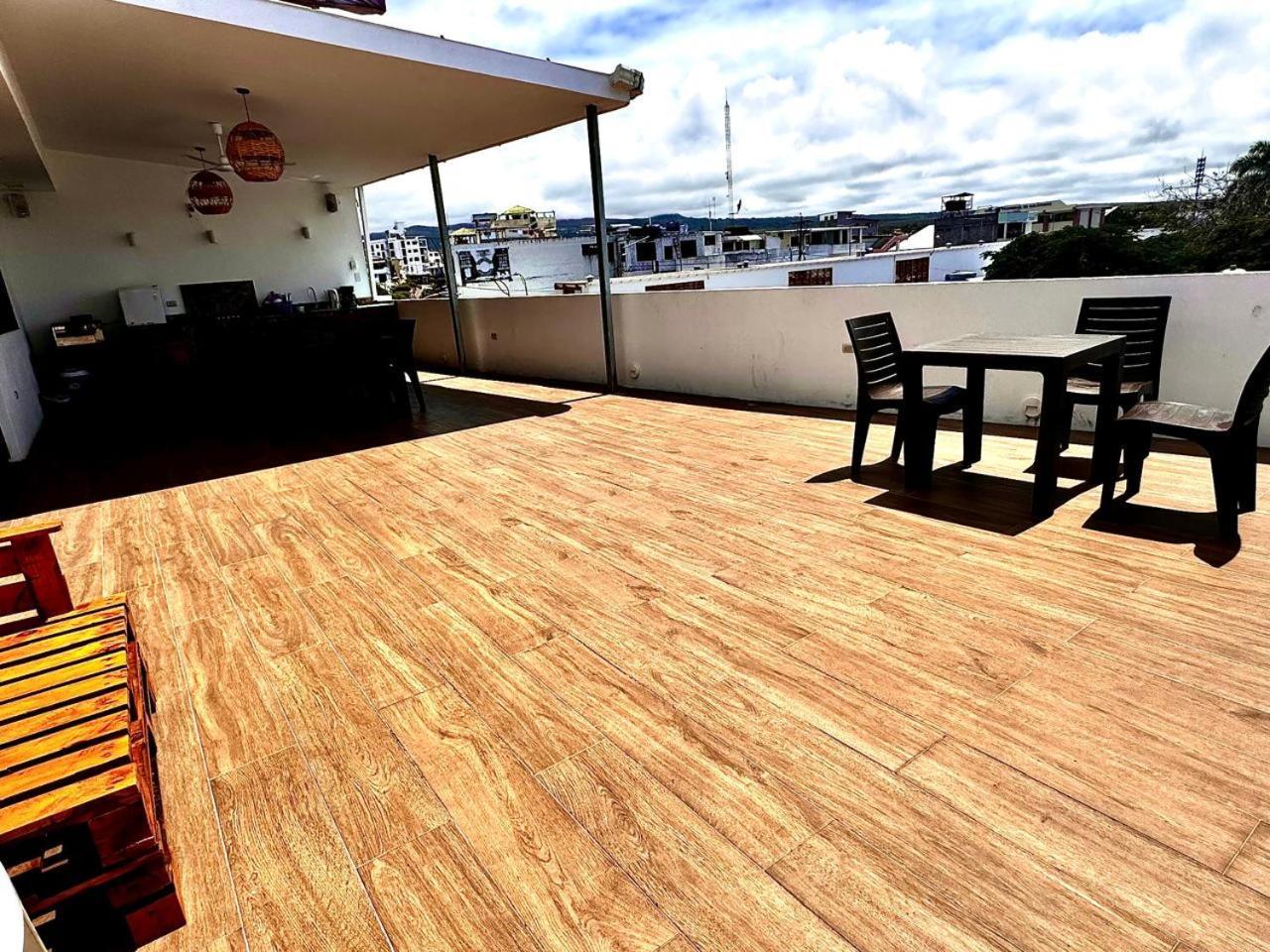 Hostal Muyuyo Puerto Ayora  Bagian luar foto