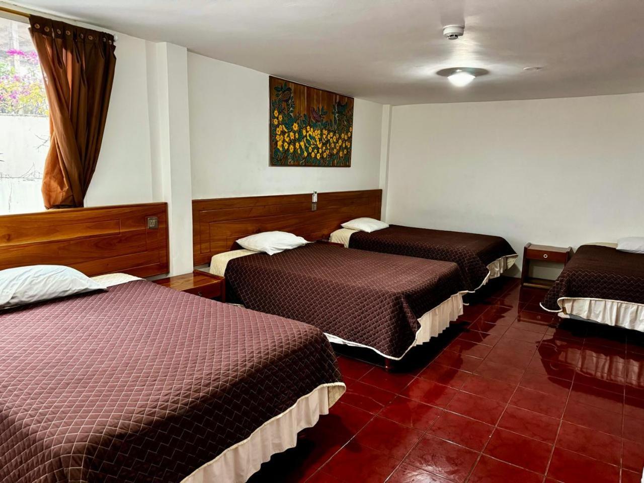 Hostal Muyuyo Puerto Ayora  Bagian luar foto
