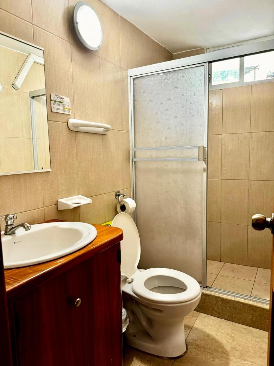 Hostal Muyuyo Puerto Ayora  Bagian luar foto