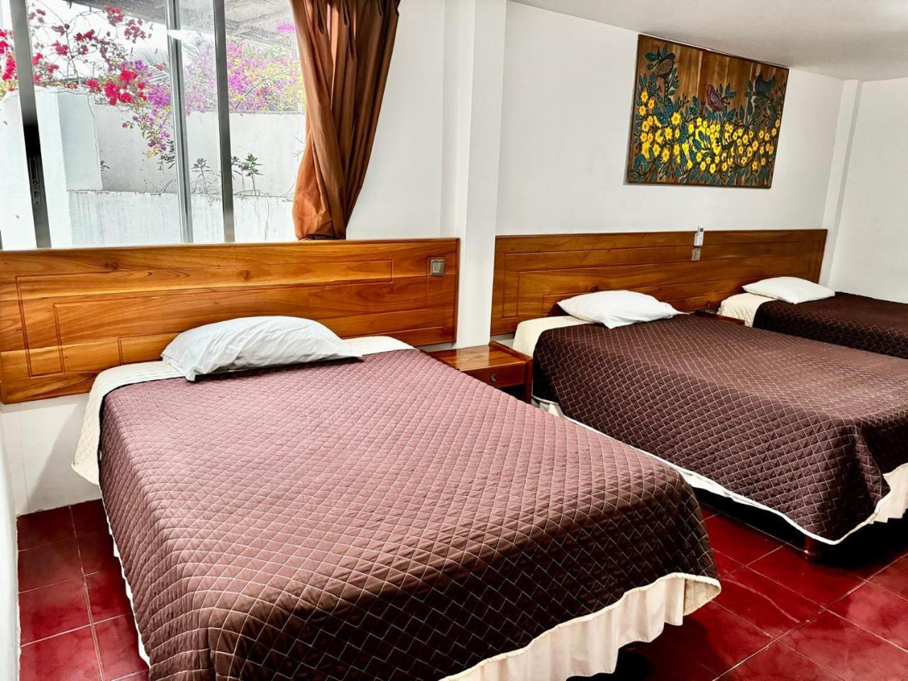 Hostal Muyuyo Puerto Ayora  Bagian luar foto