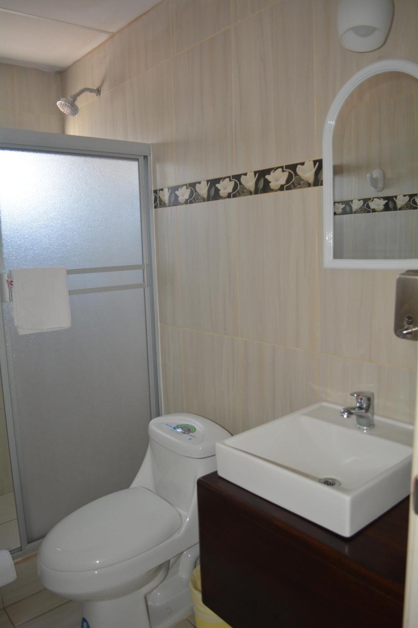 Hostal Muyuyo Puerto Ayora  Bagian luar foto