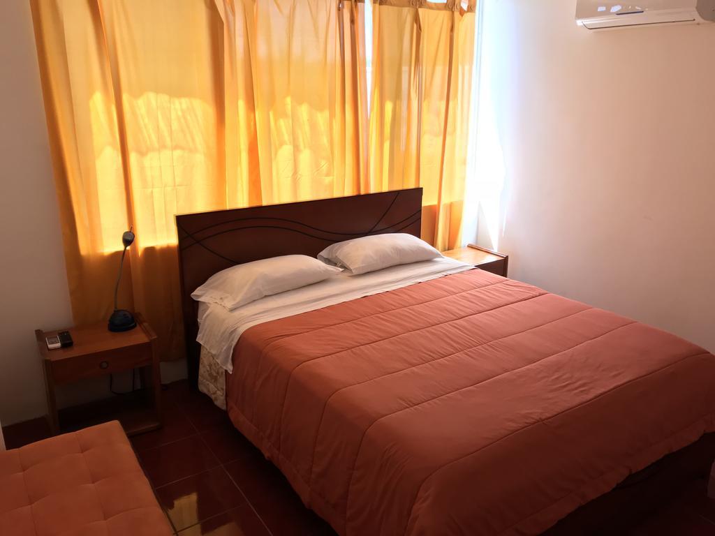 Hostal Muyuyo Puerto Ayora  Bagian luar foto