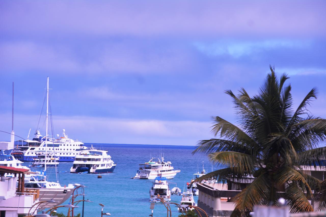 Hostal Muyuyo Puerto Ayora  Bagian luar foto